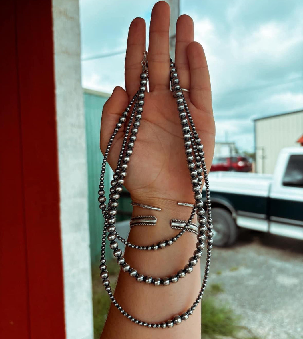 Navajo Pearl Set